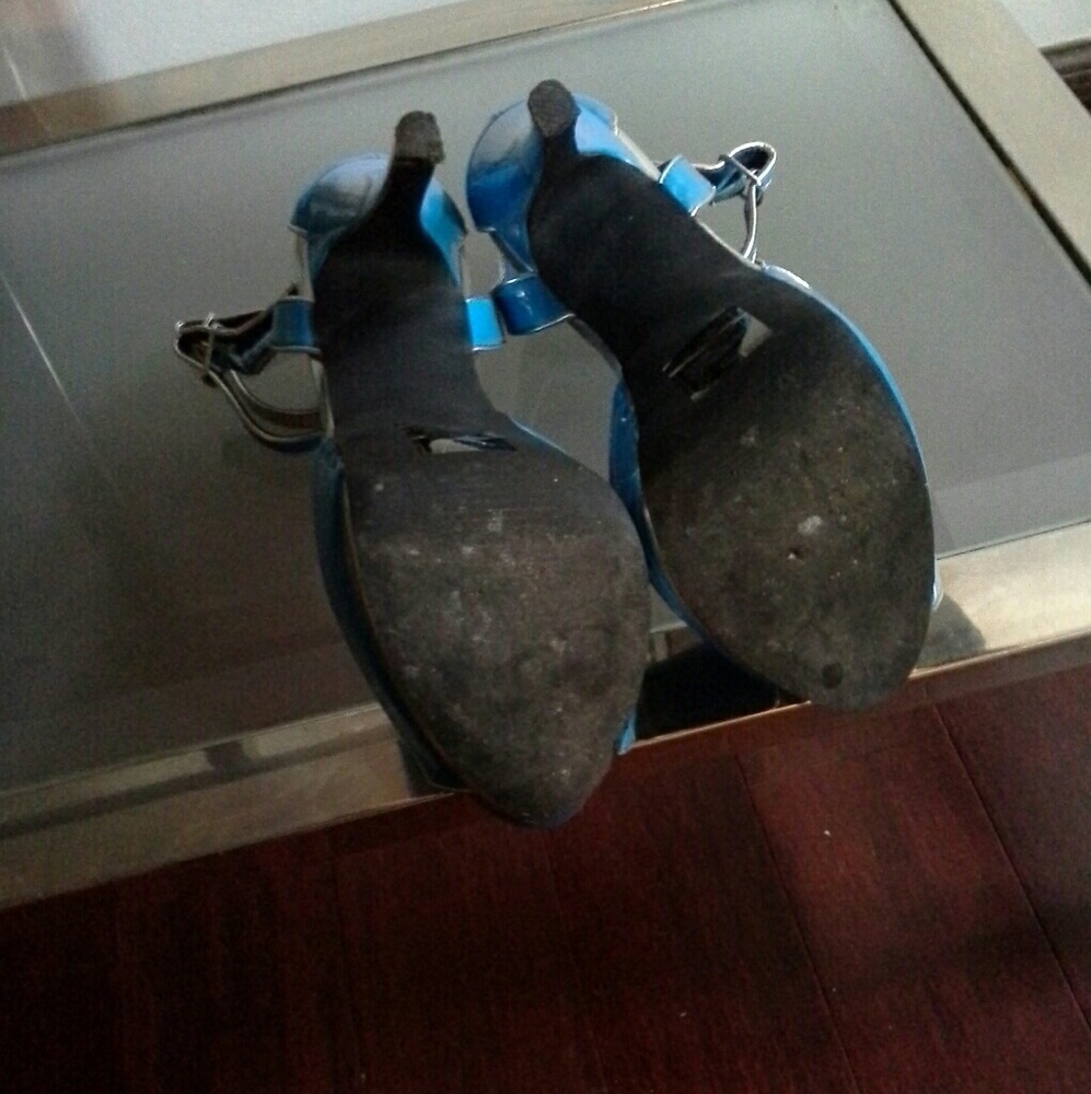 Shoes - Picture 3 of 3